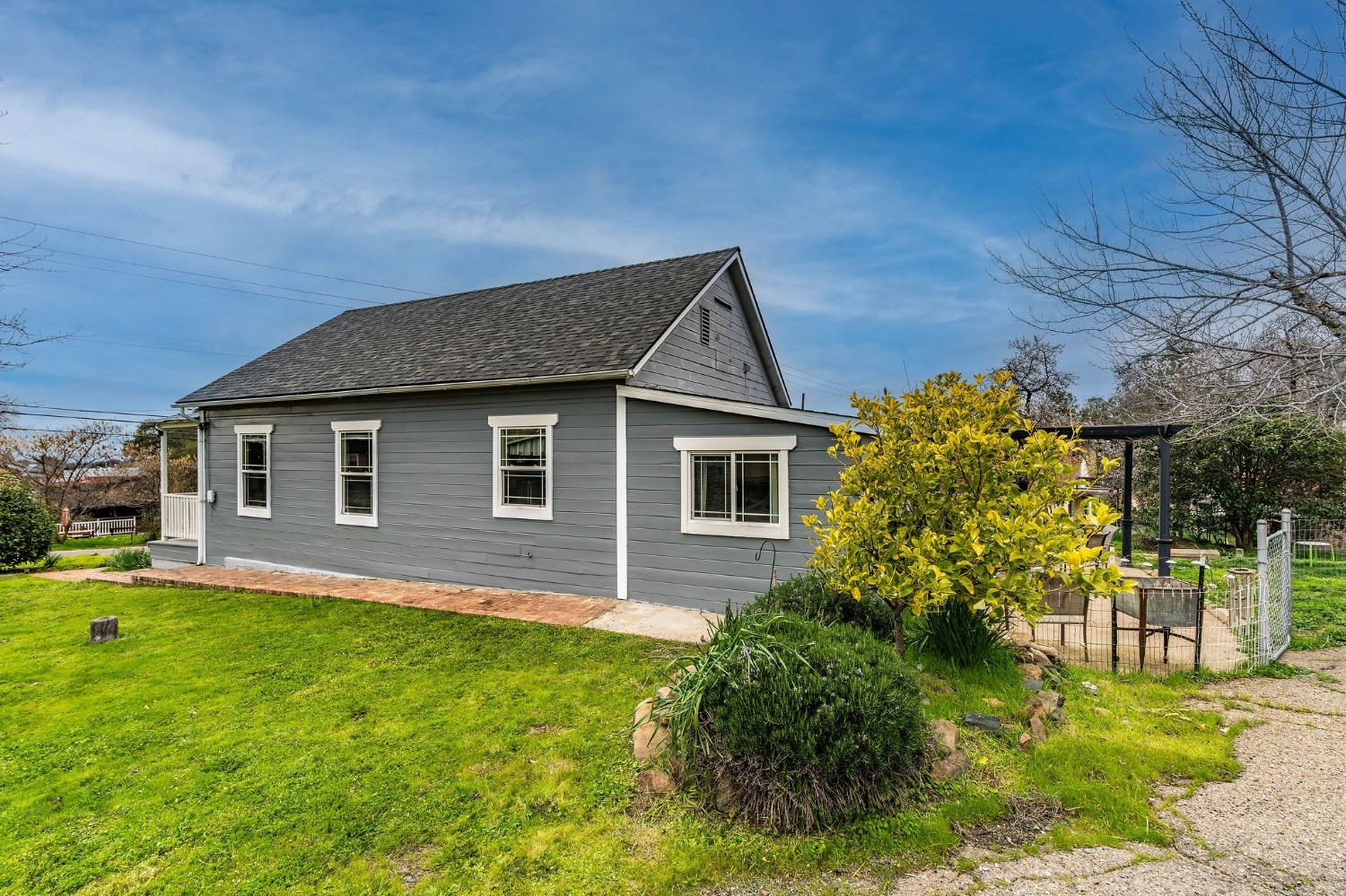 420 Sutter Hill Road