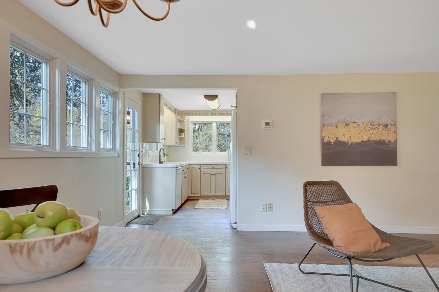 14575 Emigrant Trail