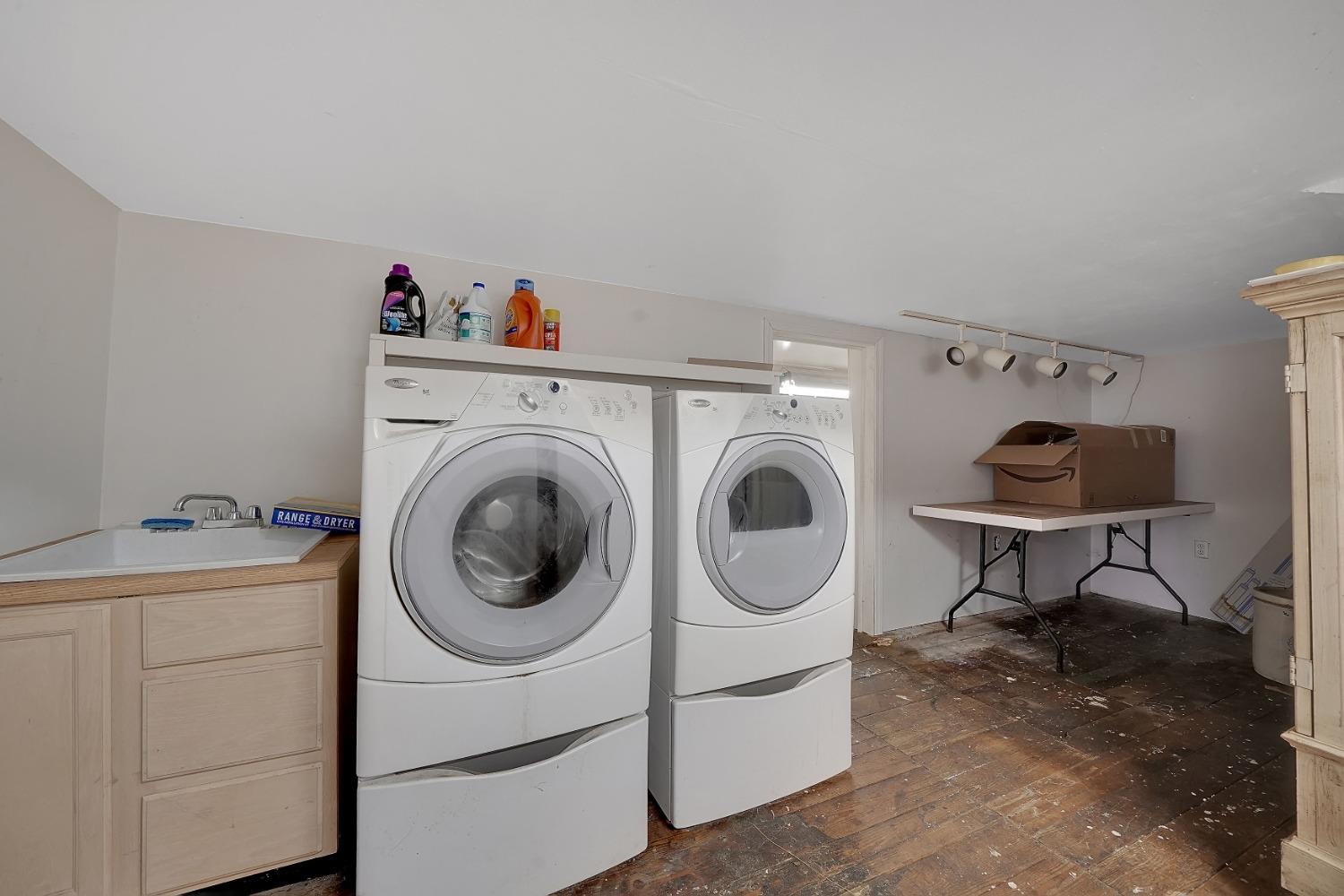 14575 Emigrant Trail