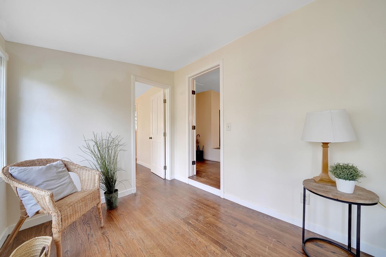 14575 Emigrant Trail