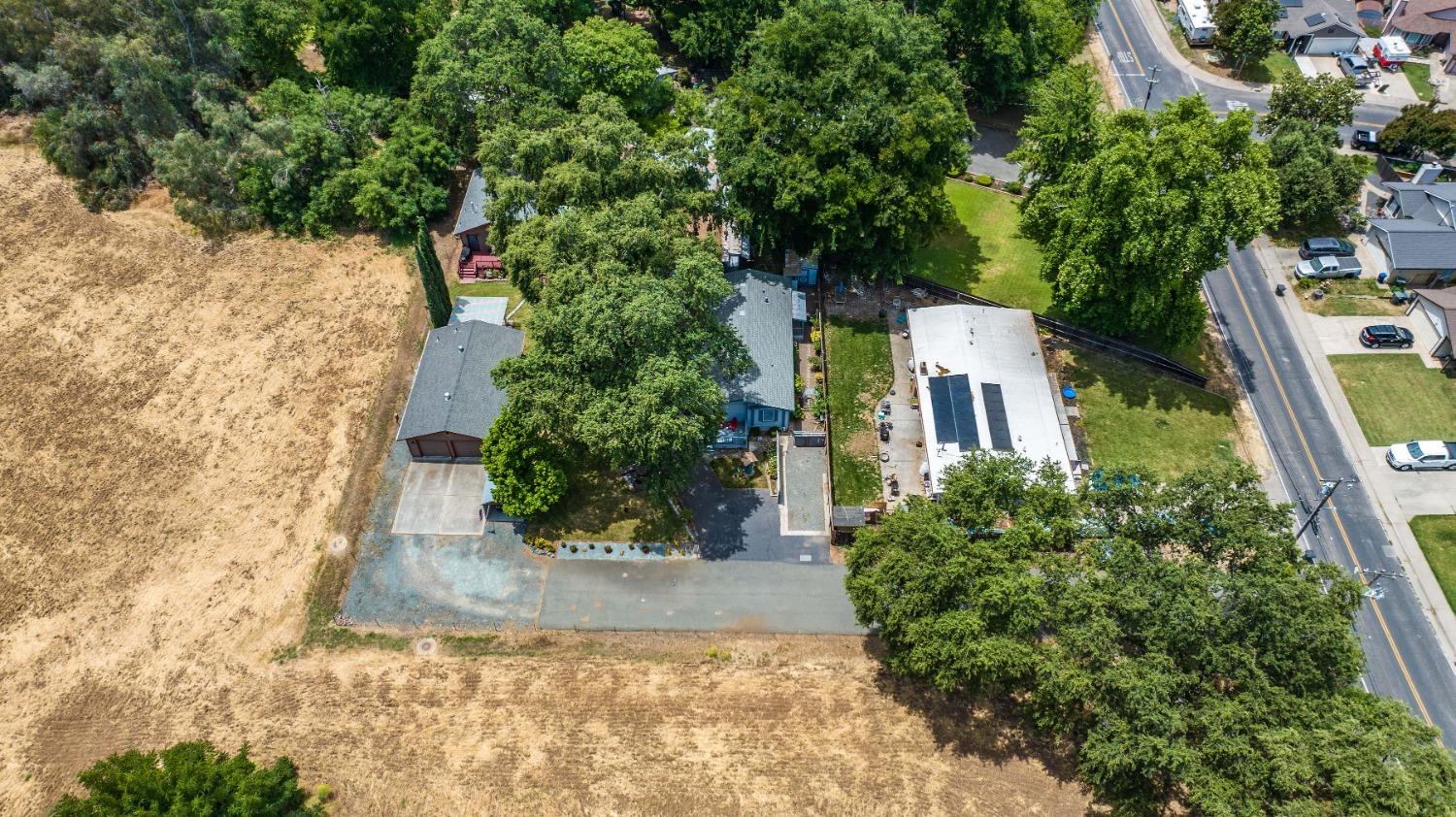 654 W Marlette Street