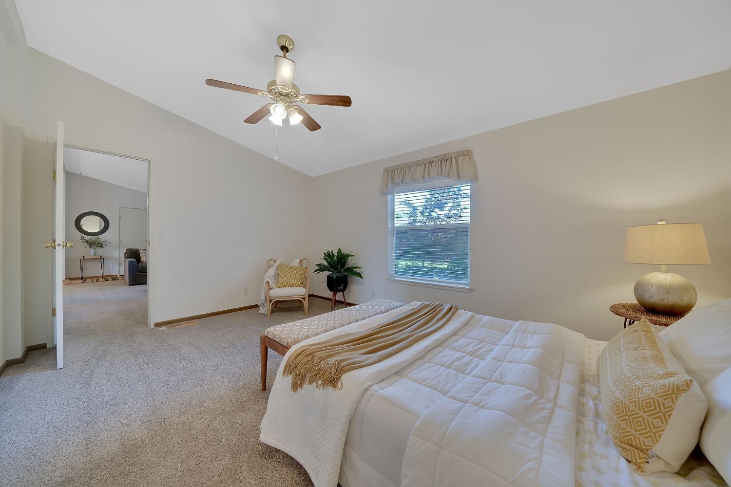 654 W Marlette Street