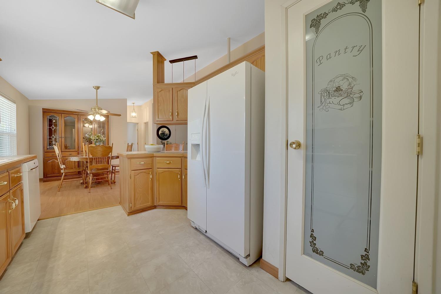 654 W Marlette Street