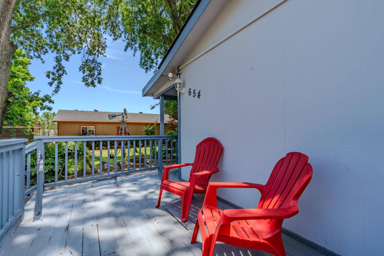 654 W Marlette Street