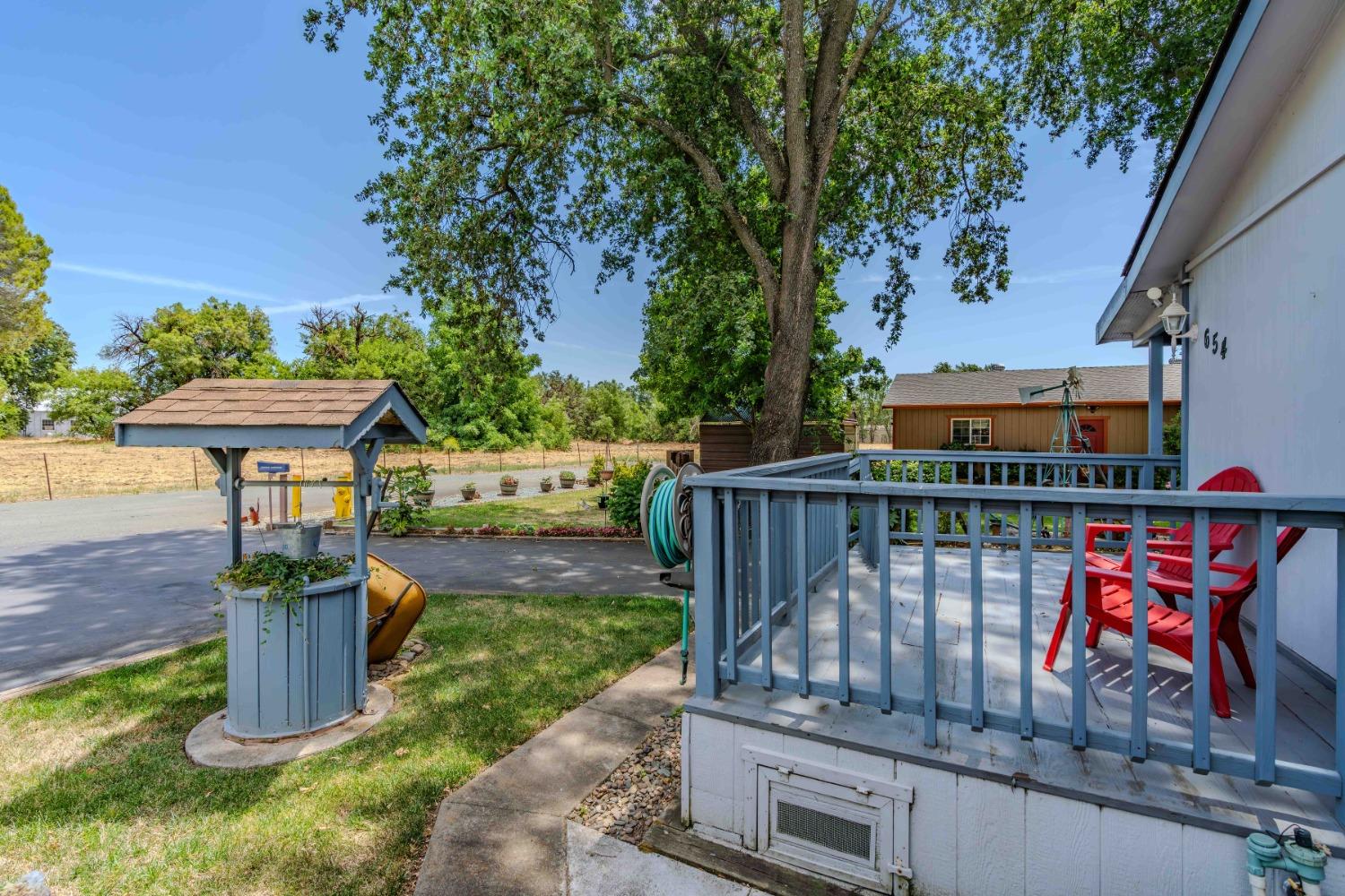 654 W Marlette Street