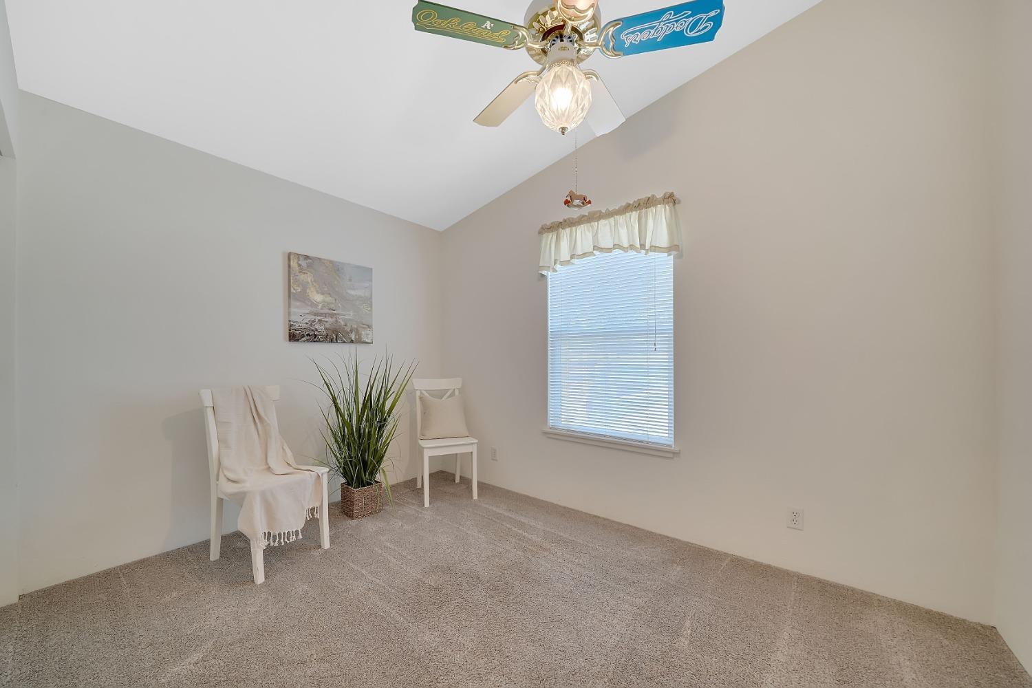 654 W Marlette Street