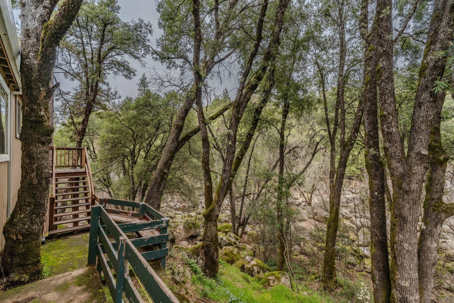 14583 Emigrant Trail