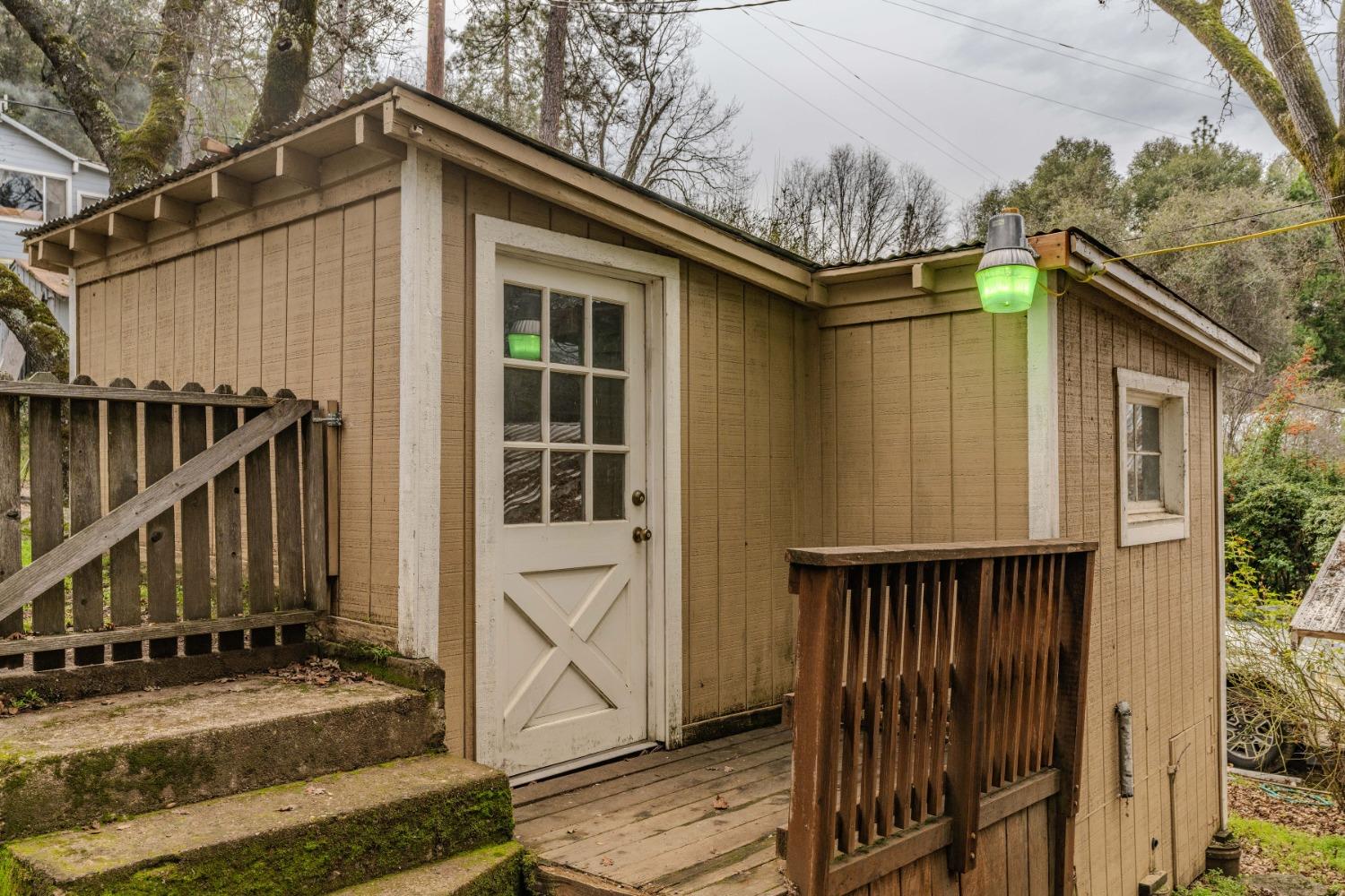 14583 Emigrant Trail