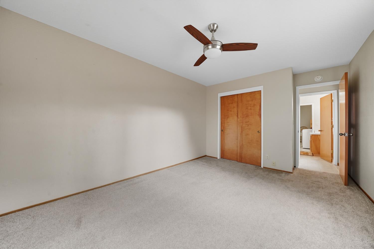 25504 Meadow Drive