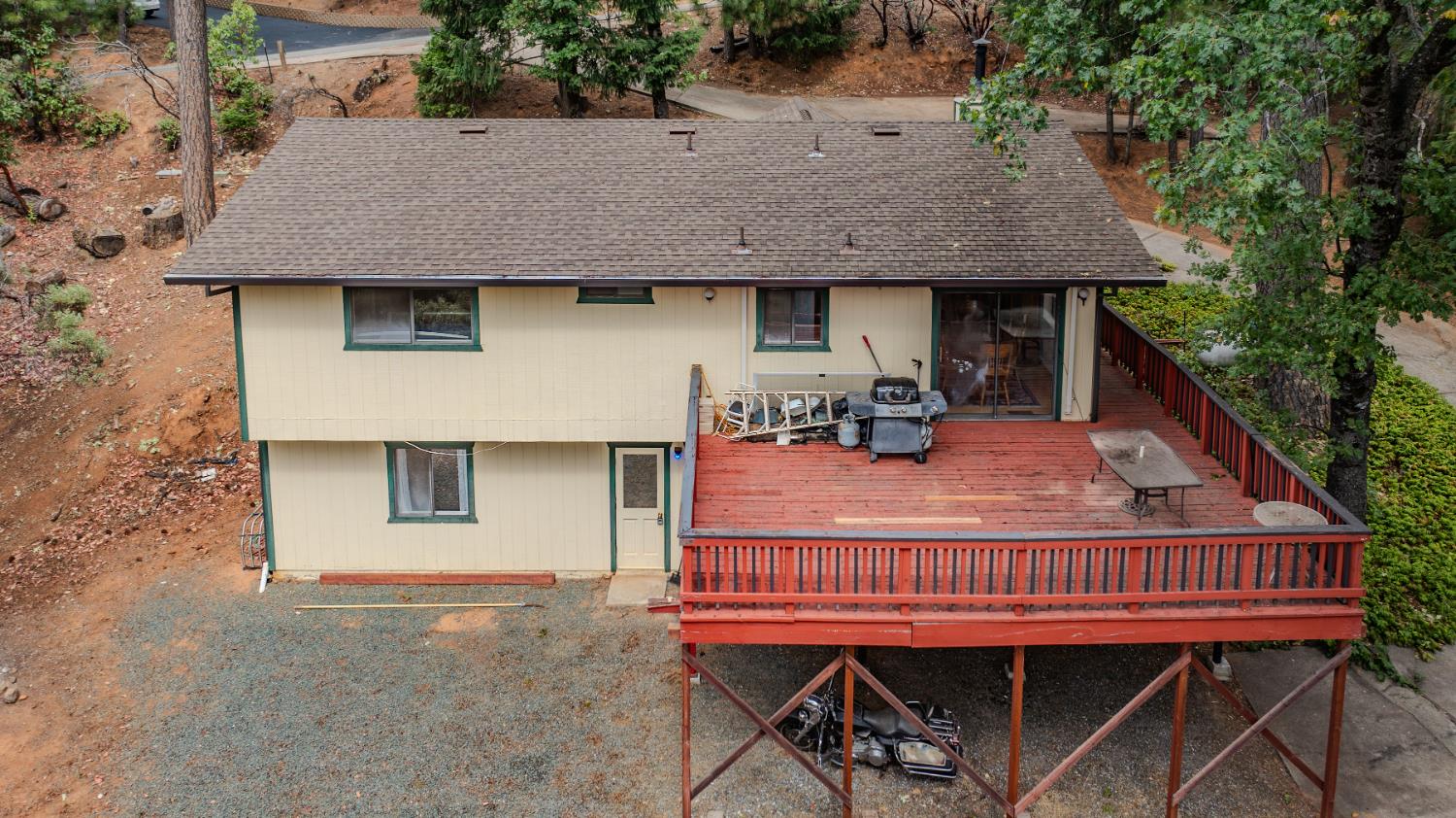 25504 Meadow Drive