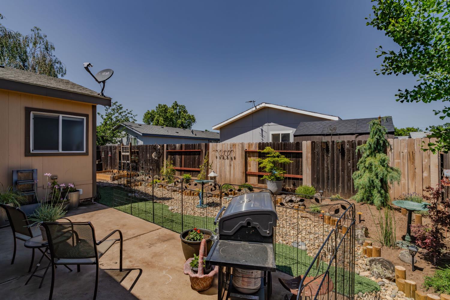 1400 W Marlette Street 85