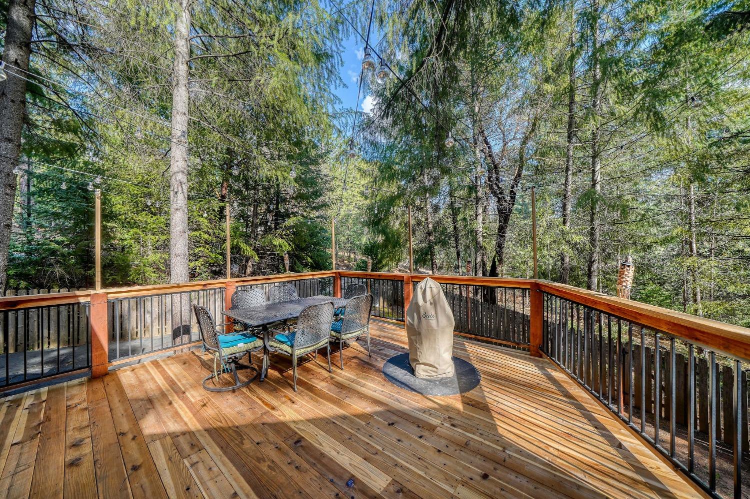 25215 Sugar Pine Drive
