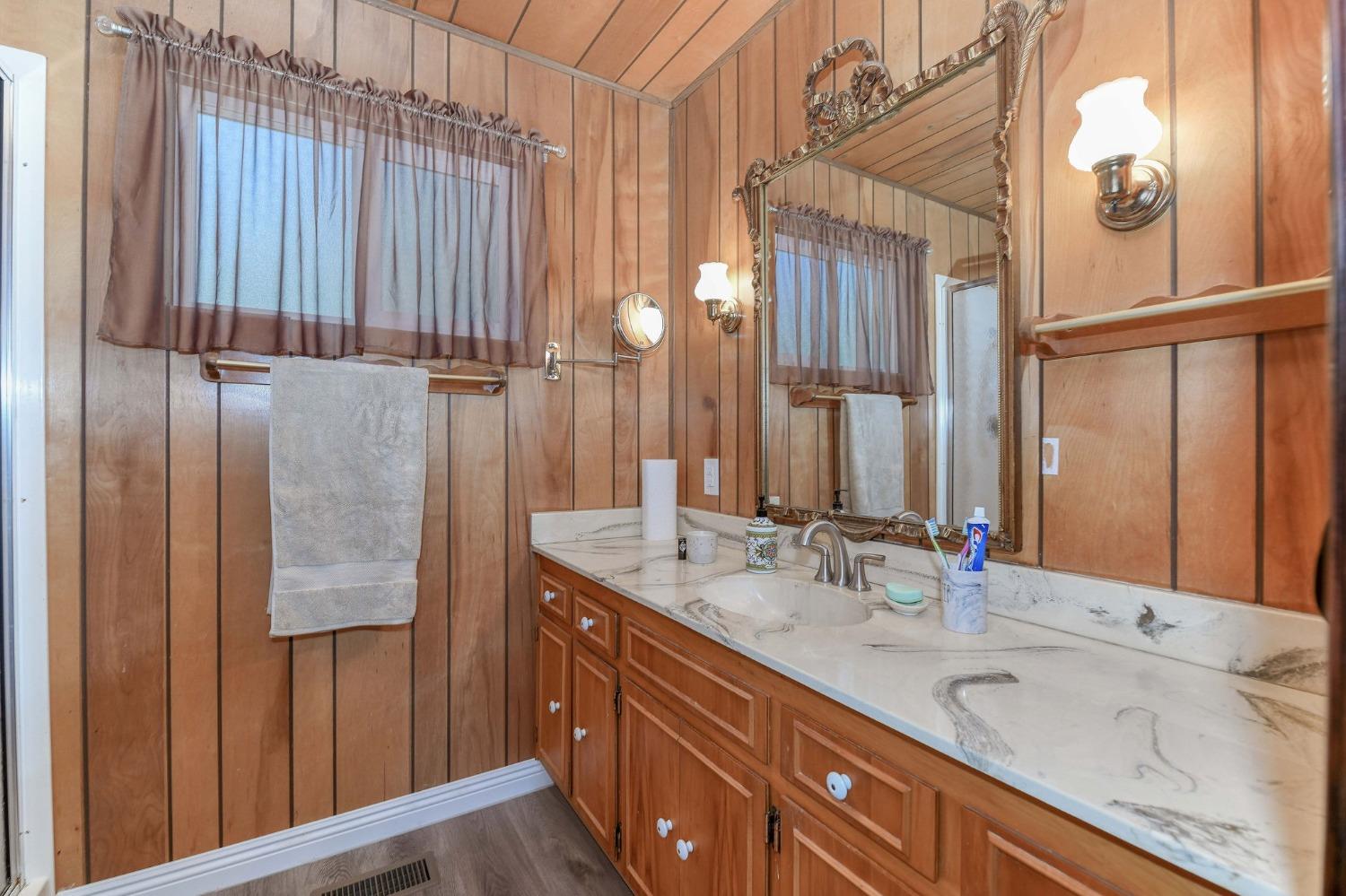 25215 Sugar Pine Drive