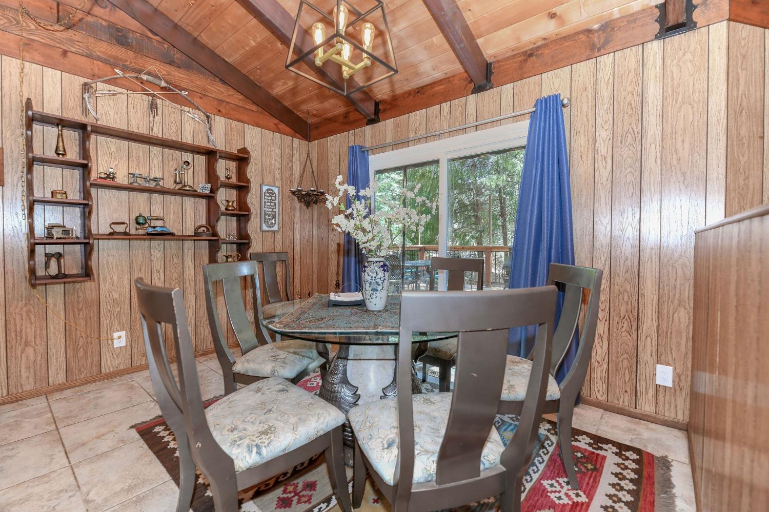 25215 Sugar Pine Drive