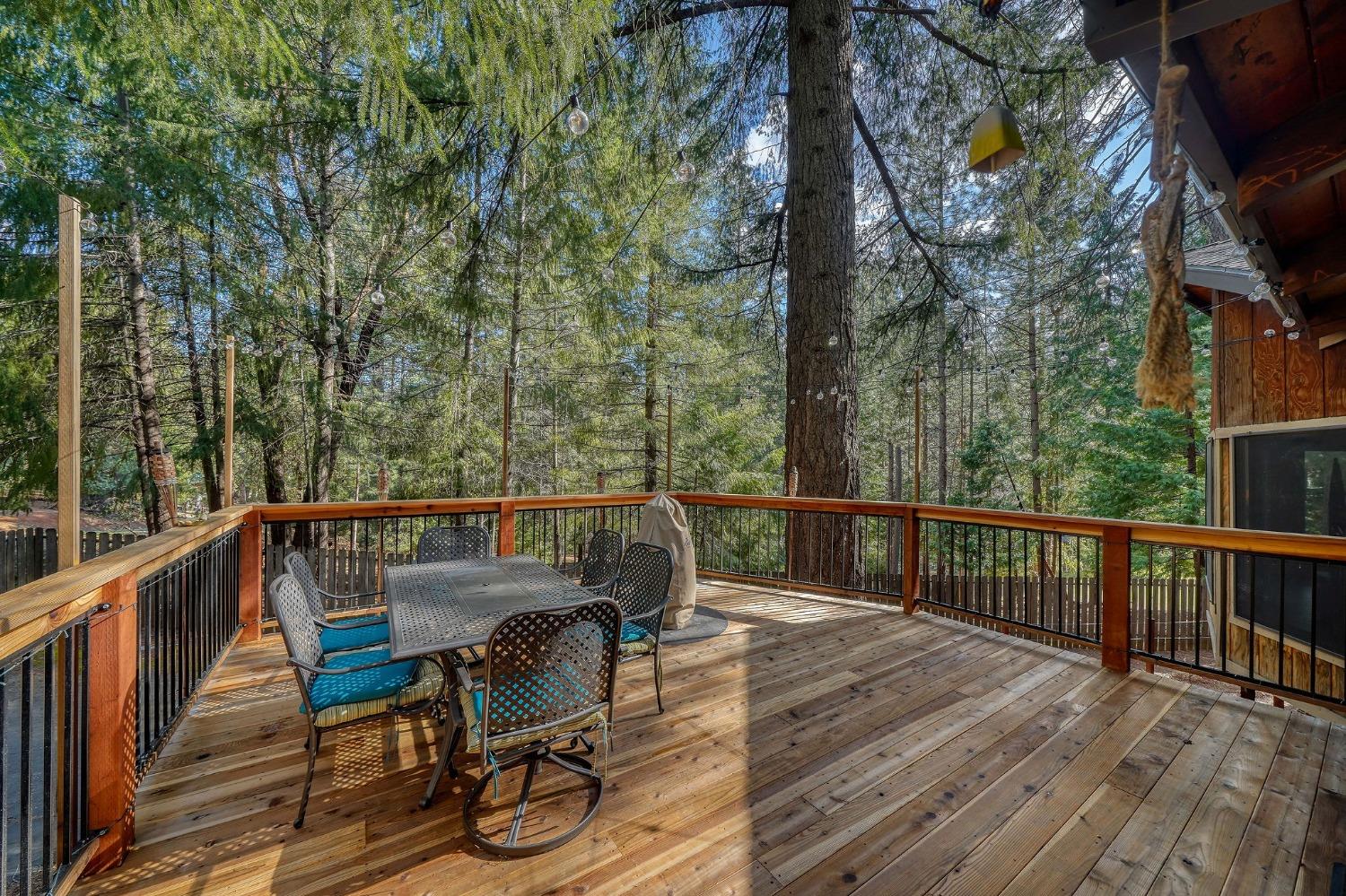 25215 Sugar Pine Drive