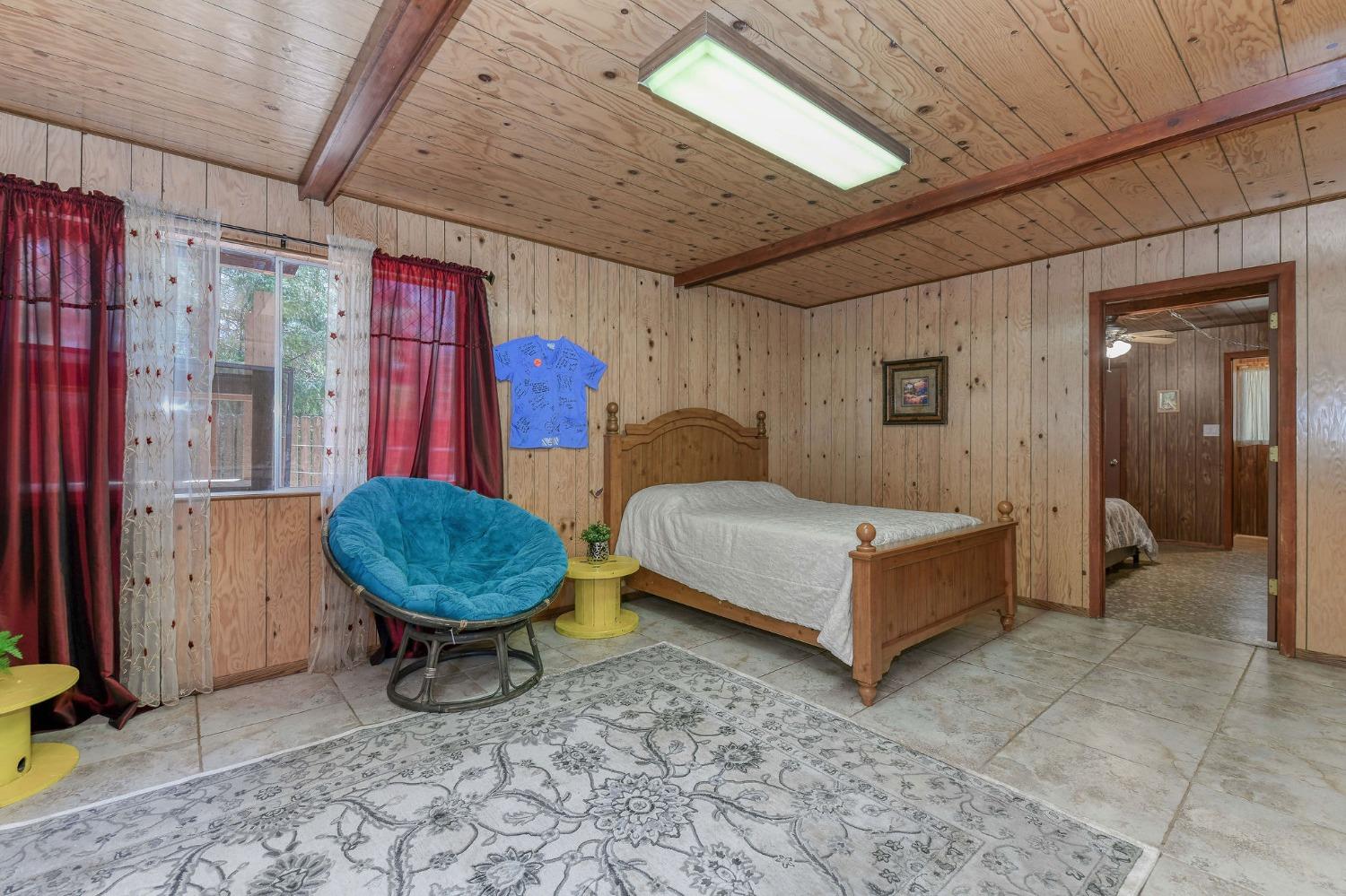 25215 Sugar Pine Drive