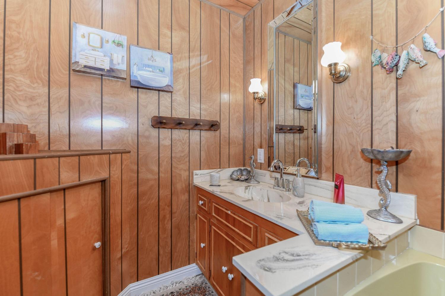 25215 Sugar Pine Drive