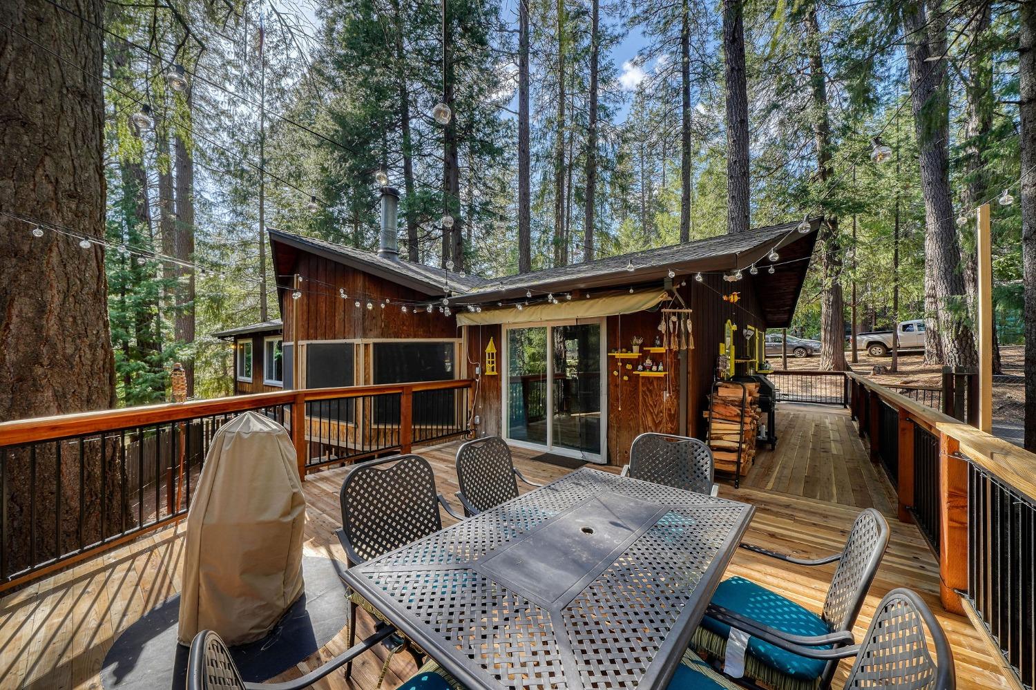 25215 Sugar Pine Drive