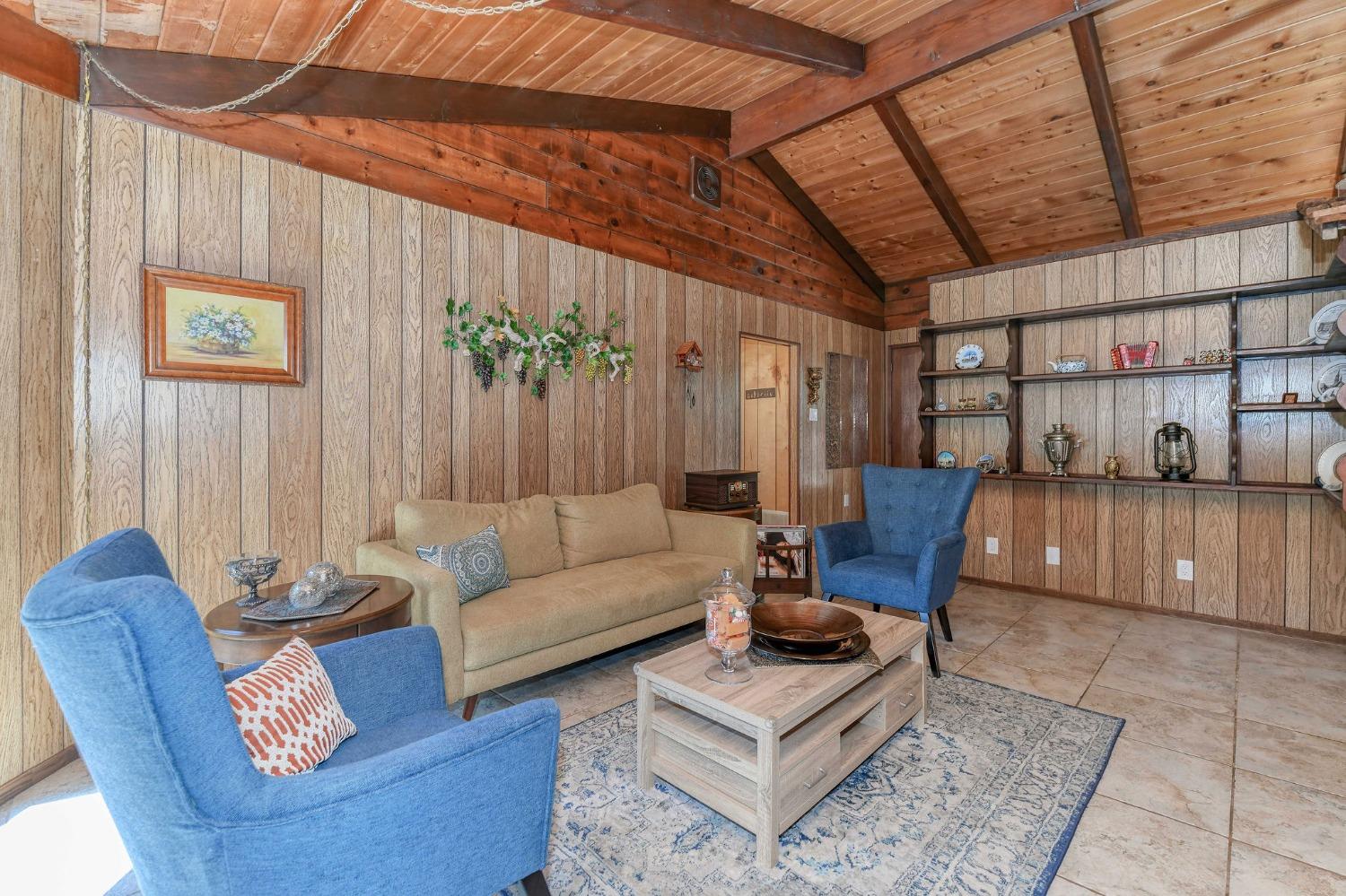 25215 Sugar Pine Drive