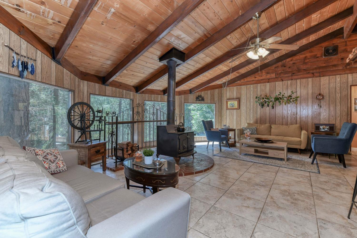 25215 Sugar Pine Drive