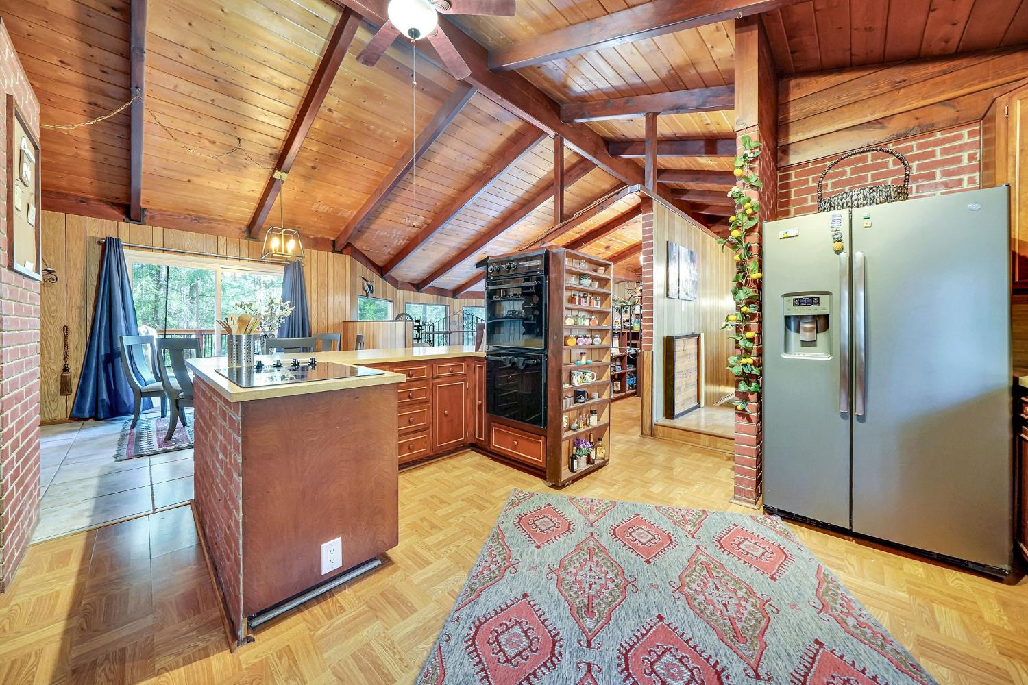 25215 Sugar Pine Drive