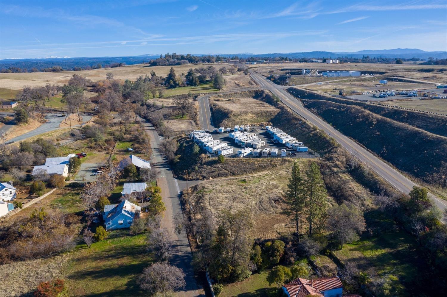 125 Central Eureka Drive