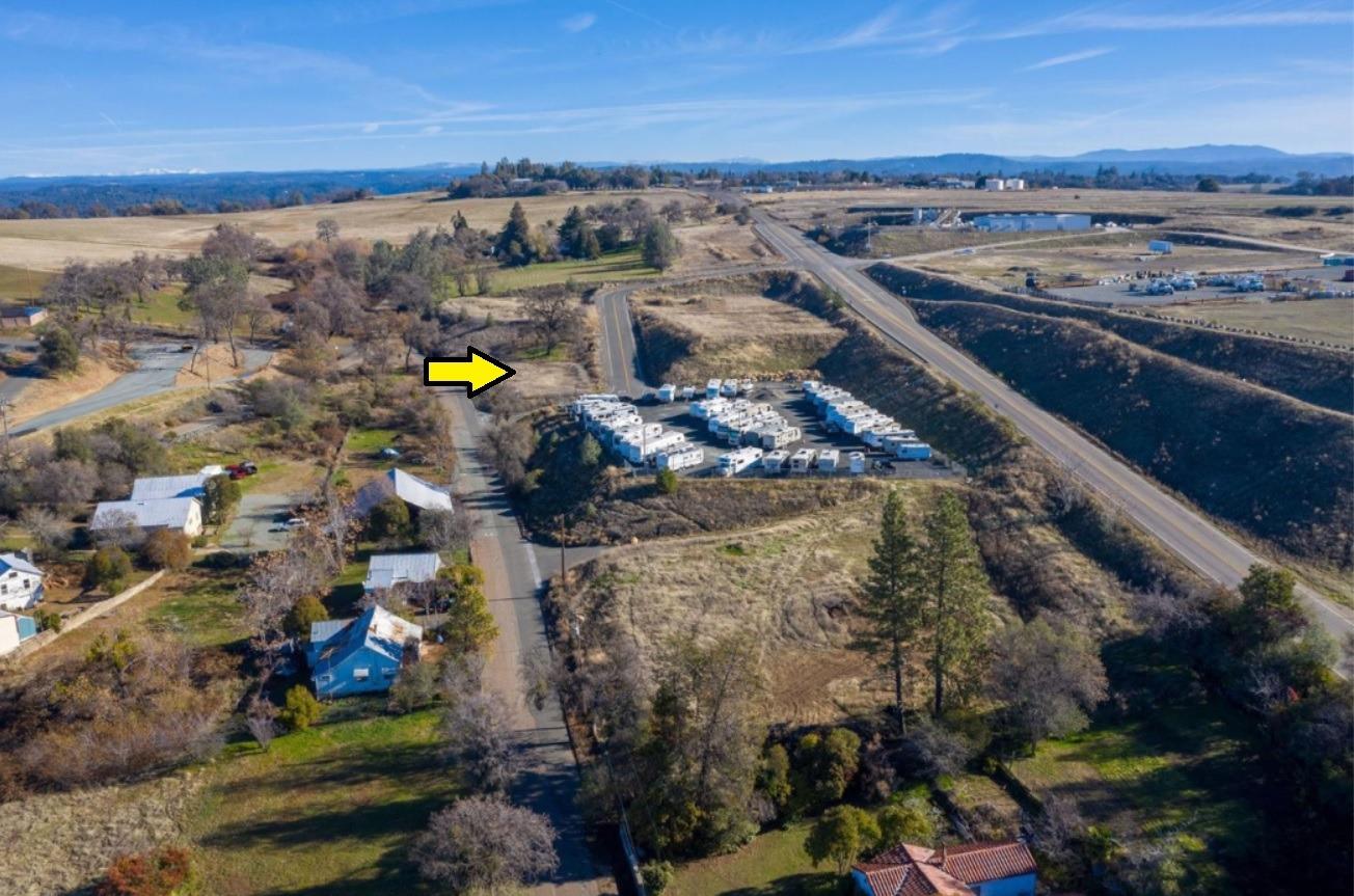 125 Central Eureka Drive