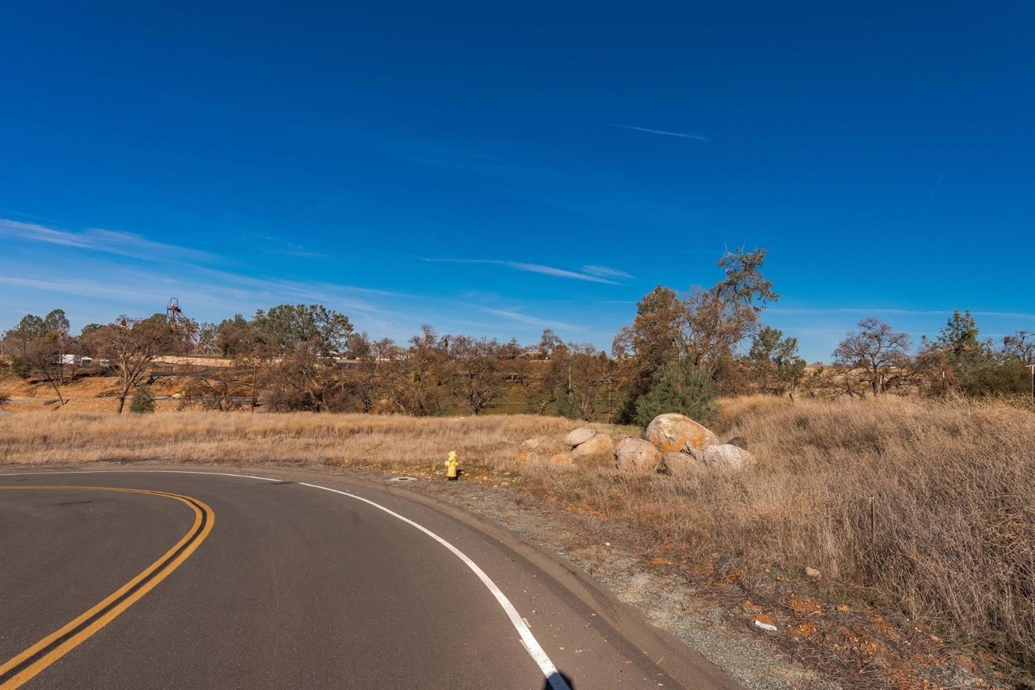 130 Central Eureka Drive