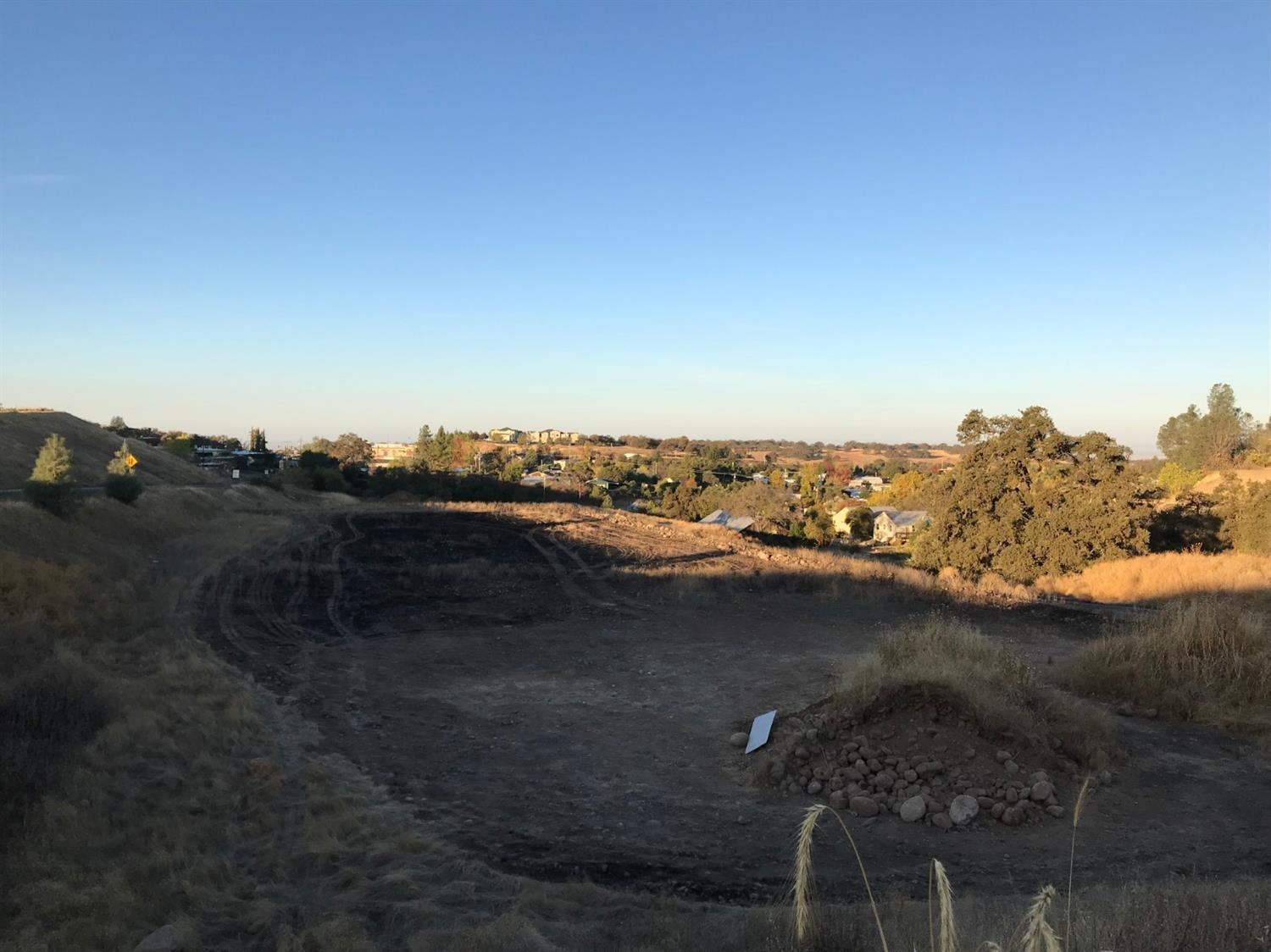 135 Central Eureka Drive