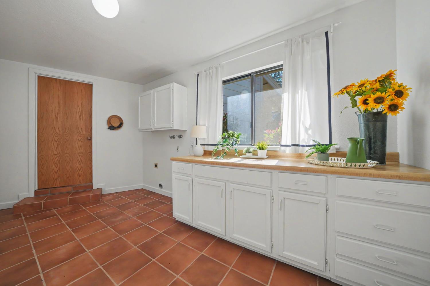 22401 Shake Ridge Road