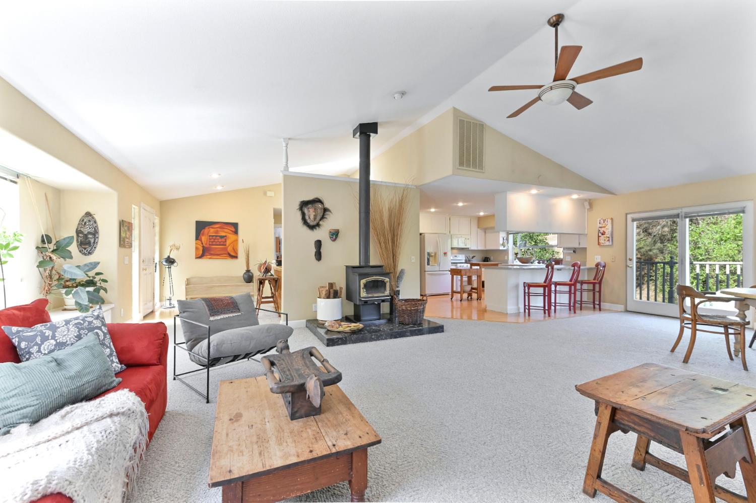 10621 Fleehart Street