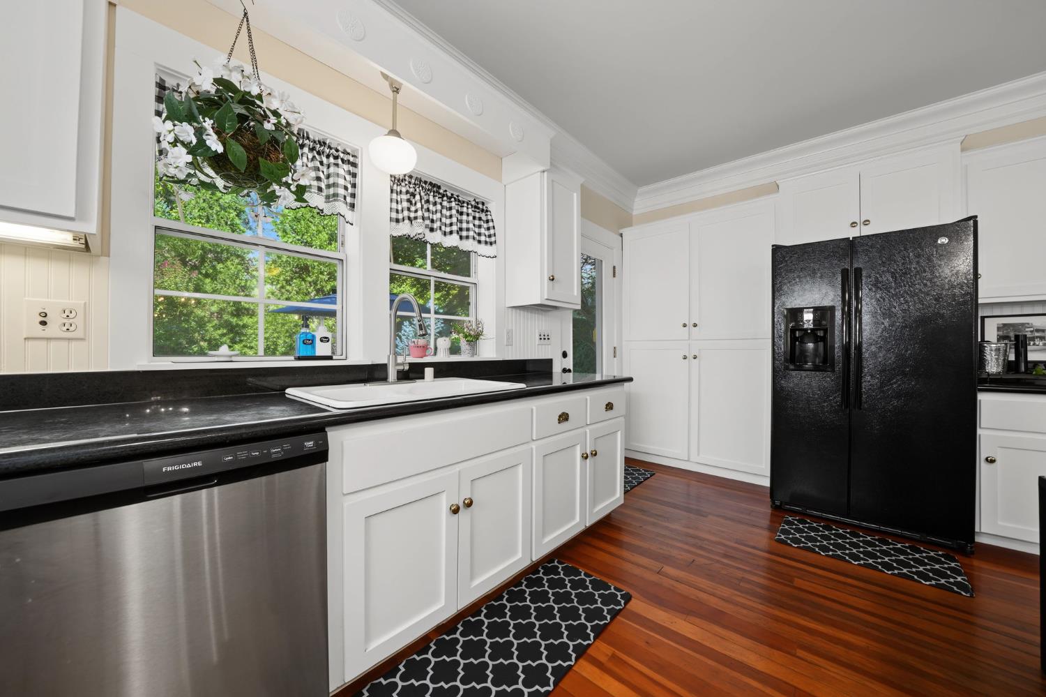 14380 Keystone Alley