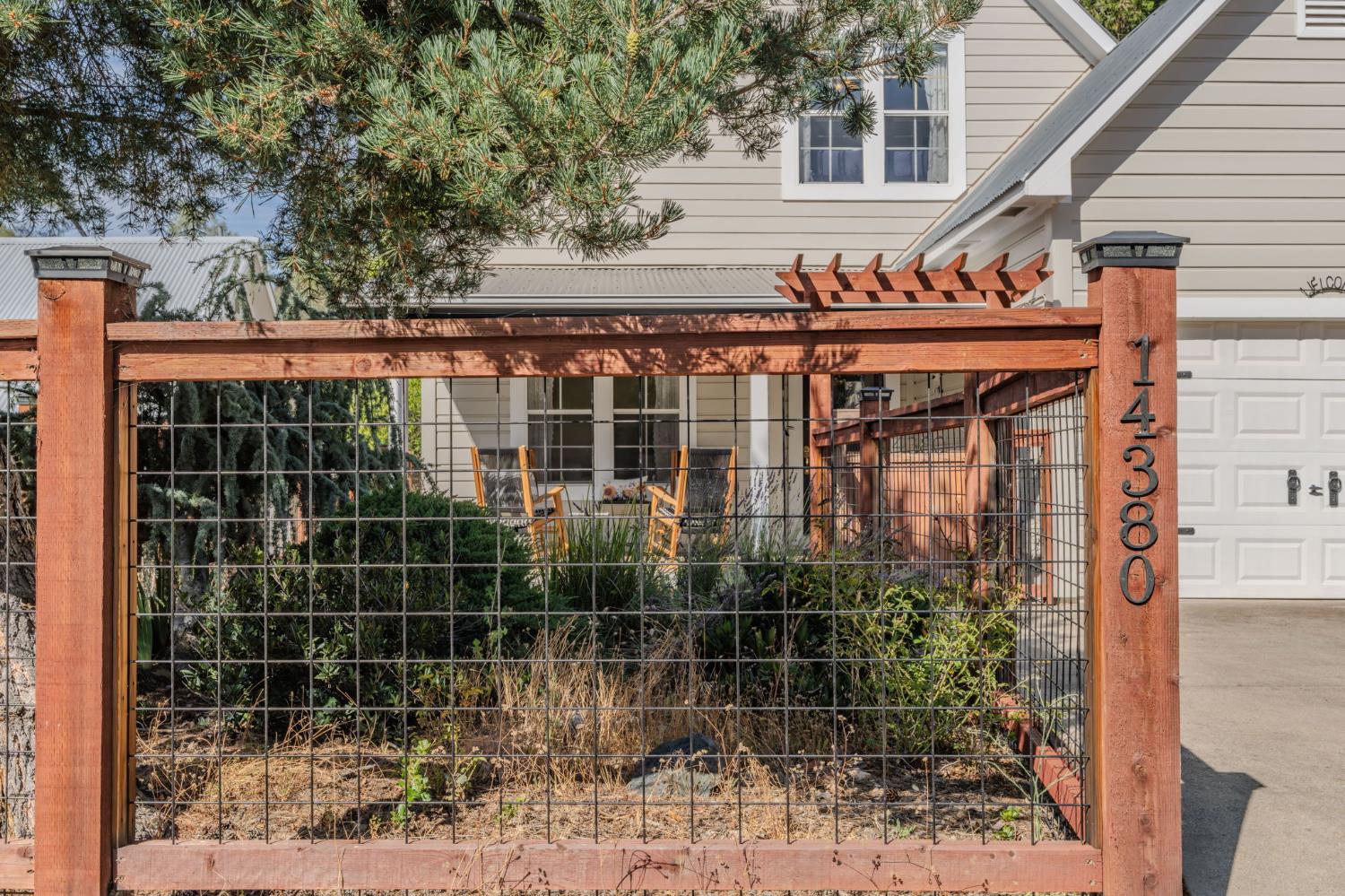 14380 Keystone Alley