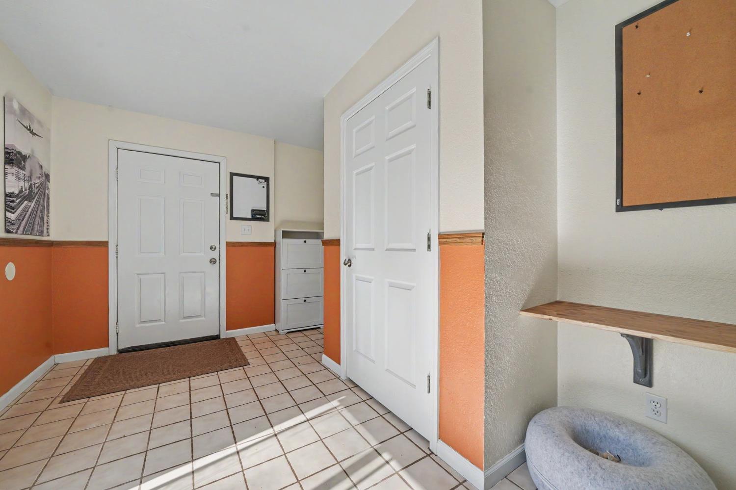 16056 N Cedar Heights Drive