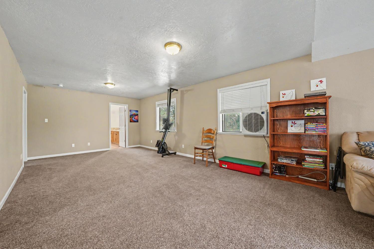 16056 N Cedar Heights Drive