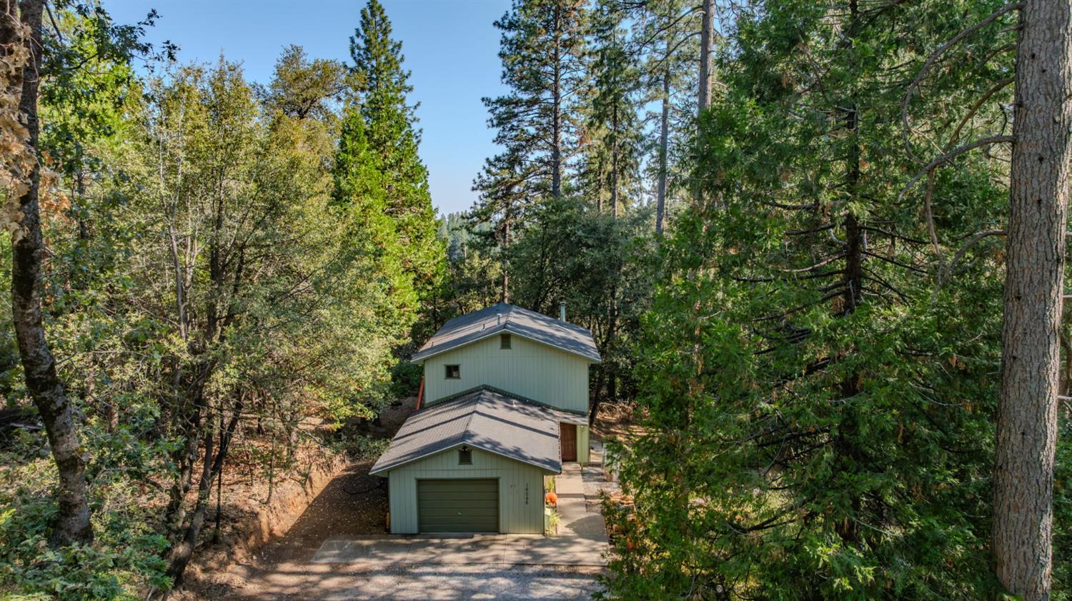 16056 N Cedar Heights Drive