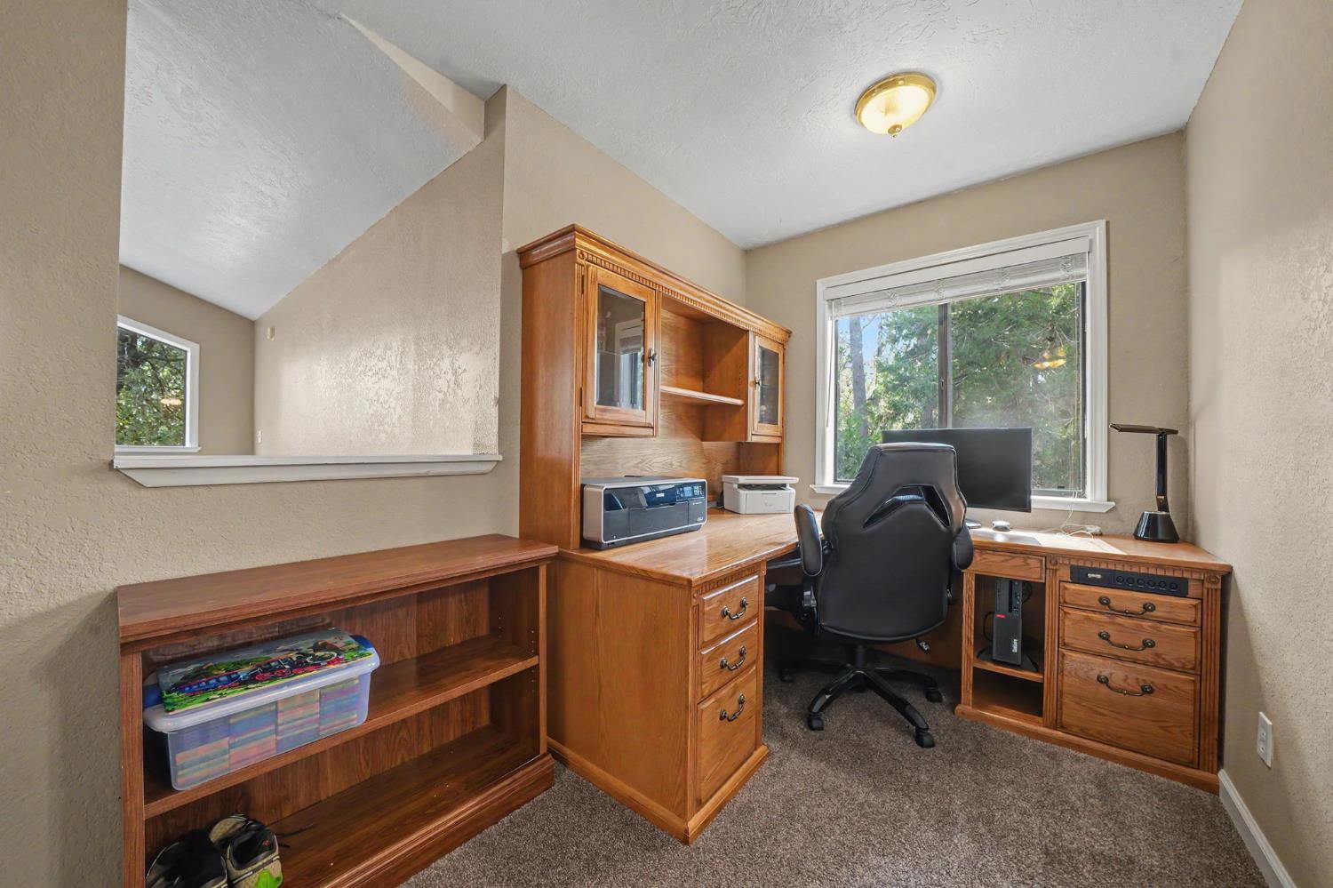 16056 N Cedar Heights Drive