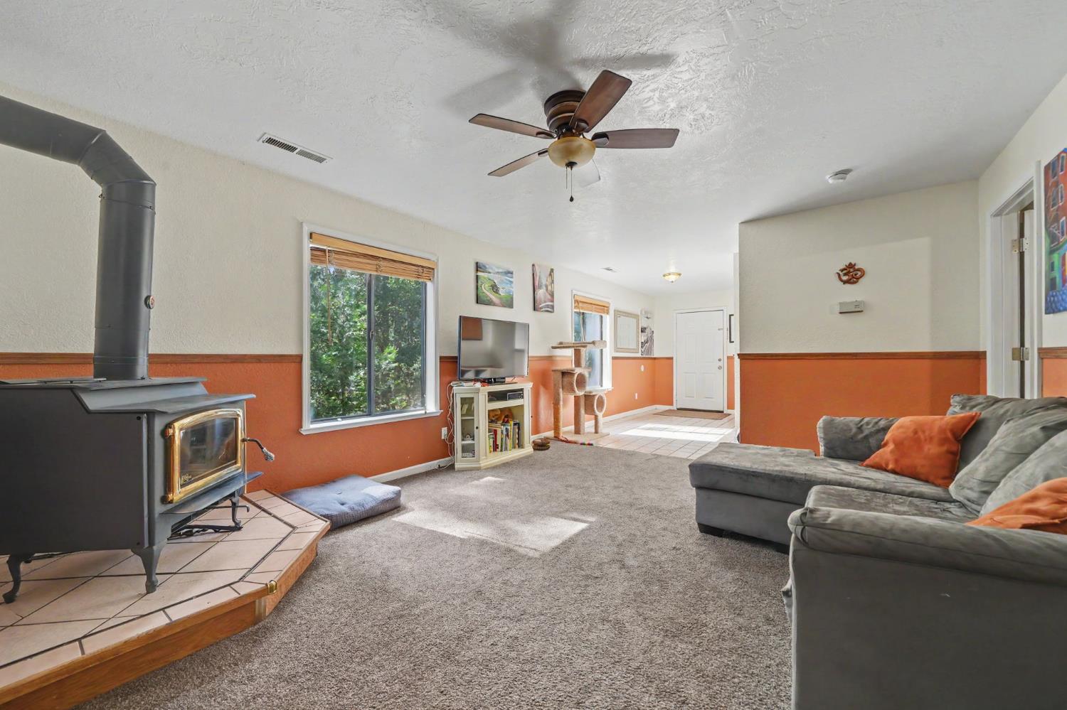 16056 N Cedar Heights Drive
