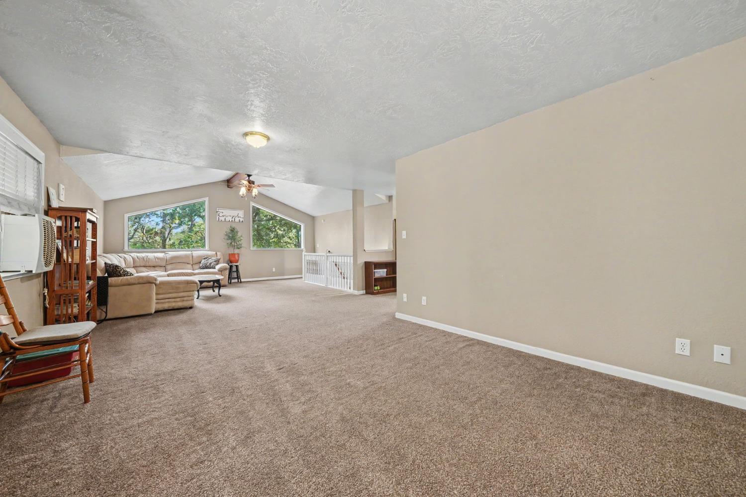 16056 N Cedar Heights Drive