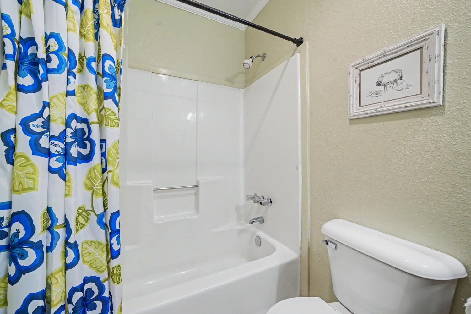 16056 N Cedar Heights Drive
