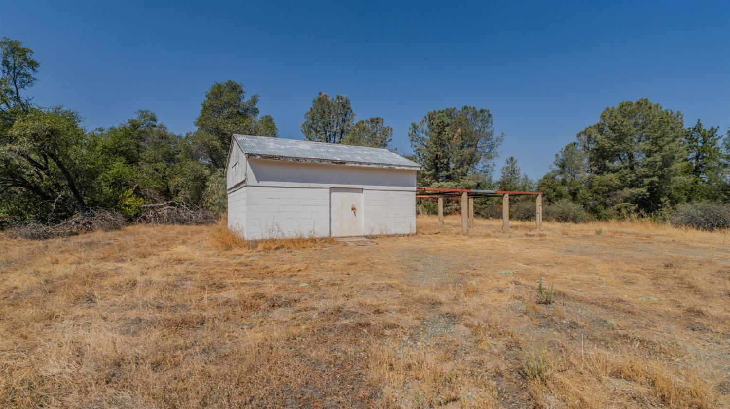 19250 Black Oak Drive
