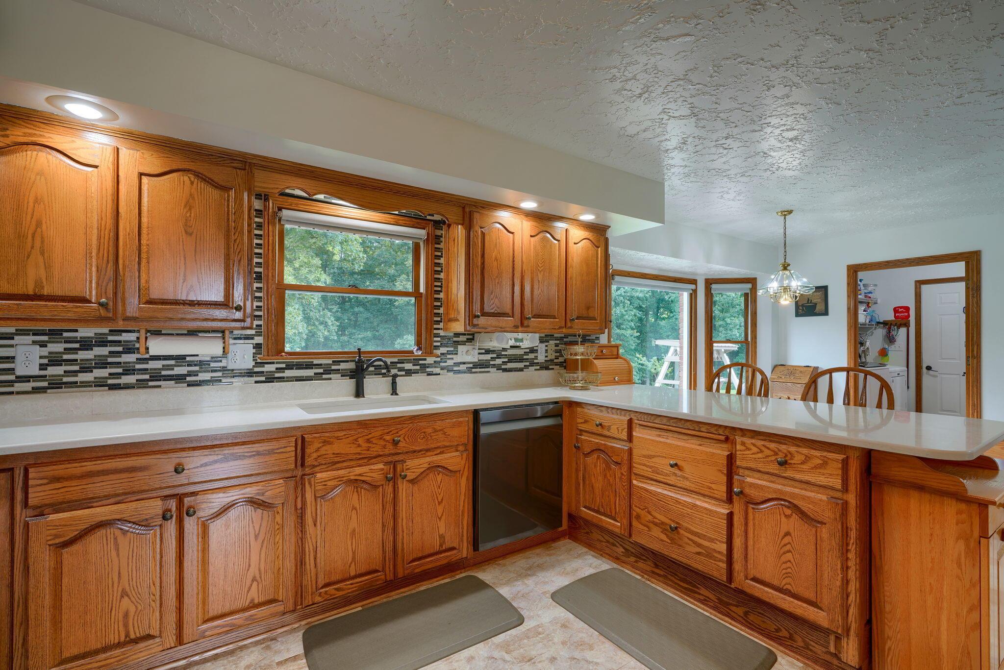 14 Robin Hill Lane