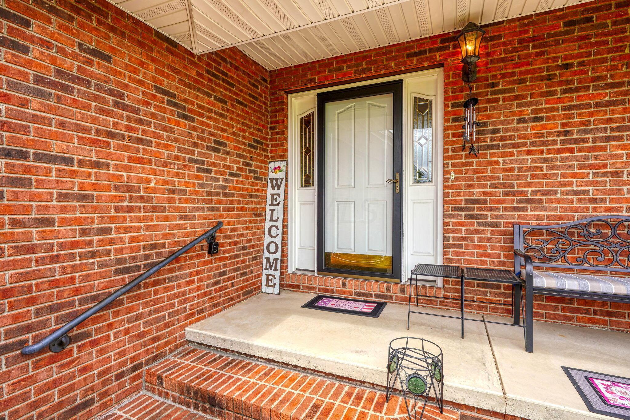 14 Robin Hill Lane