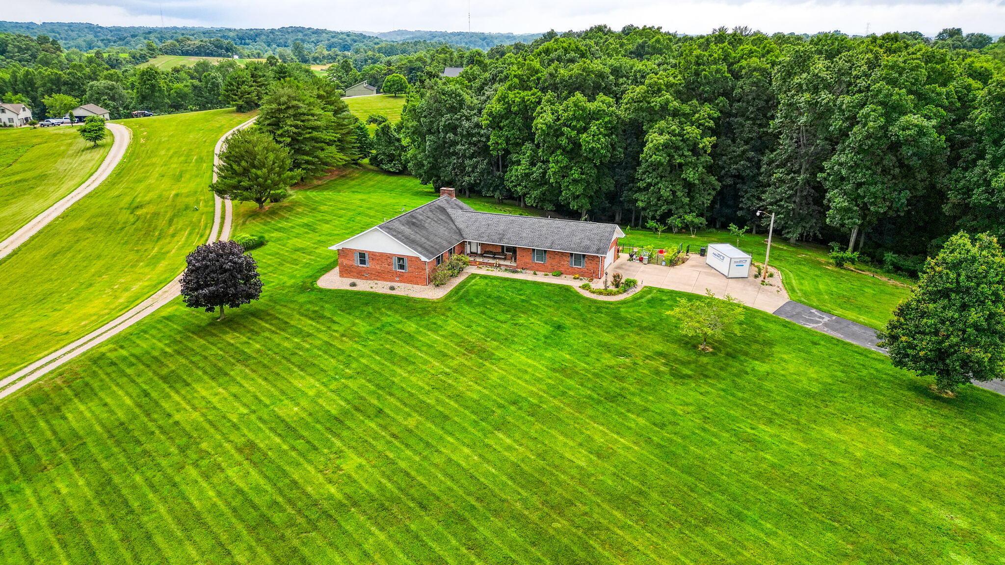 14 Robin Hill Lane