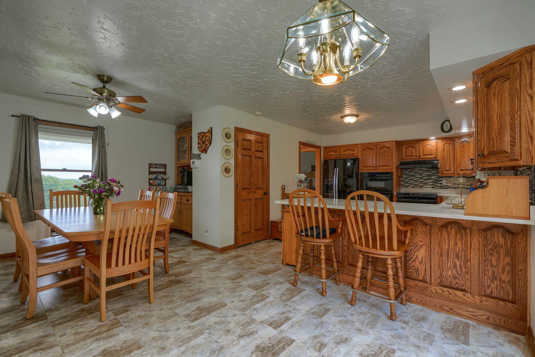 14 Robin Hill Lane
