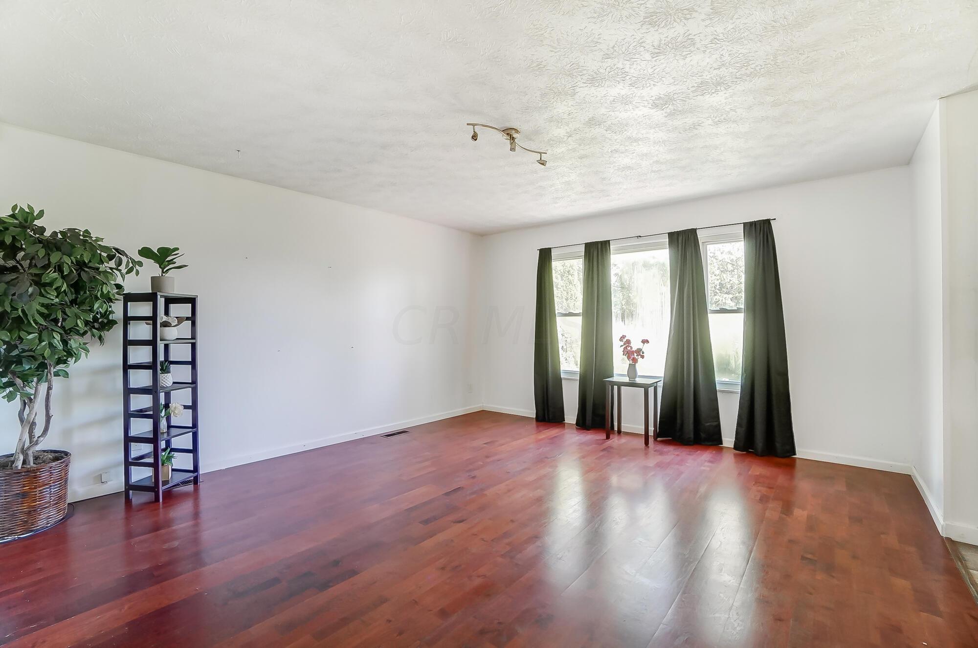 14079 Edwards Road