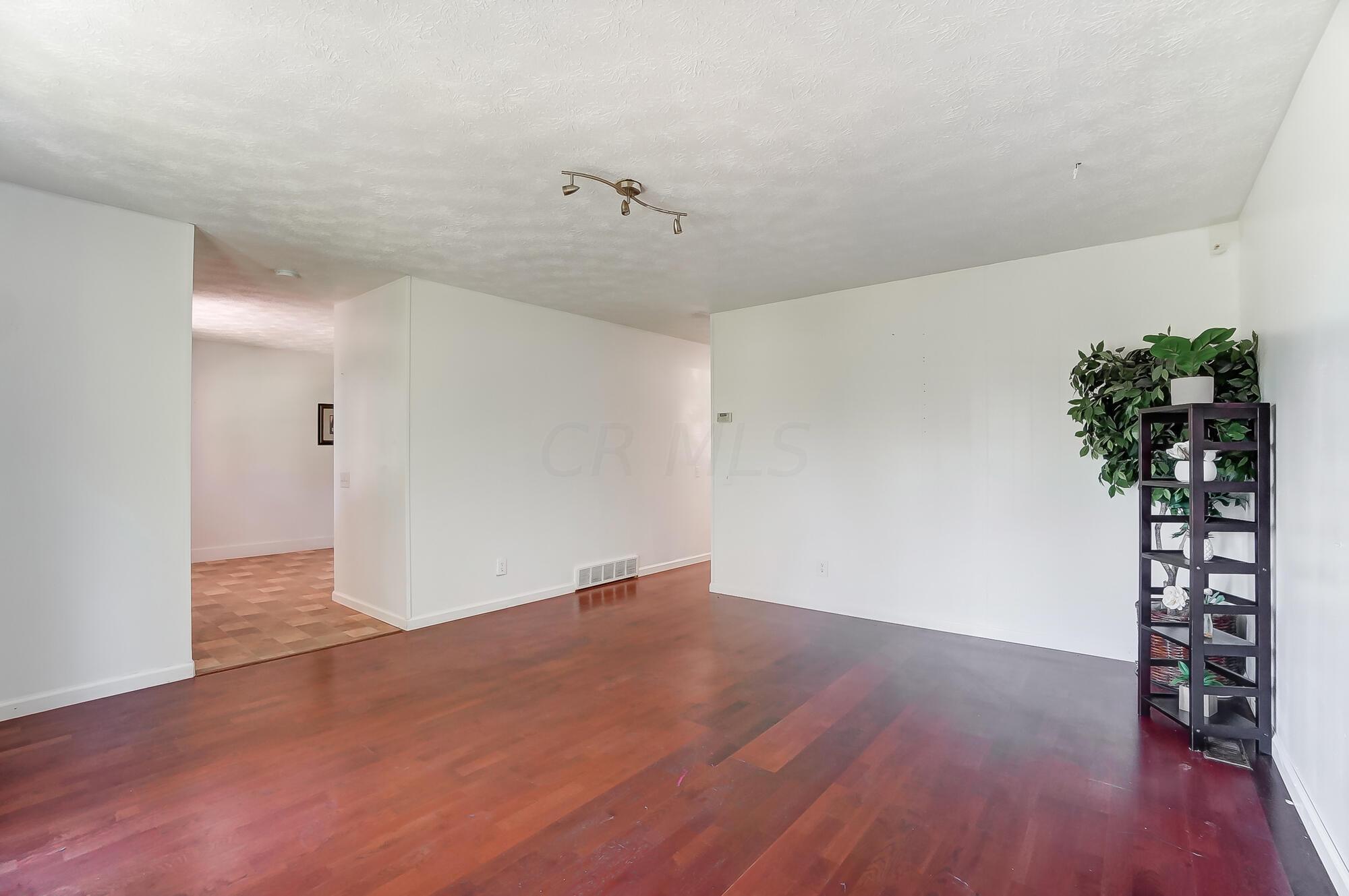 14079 Edwards Road