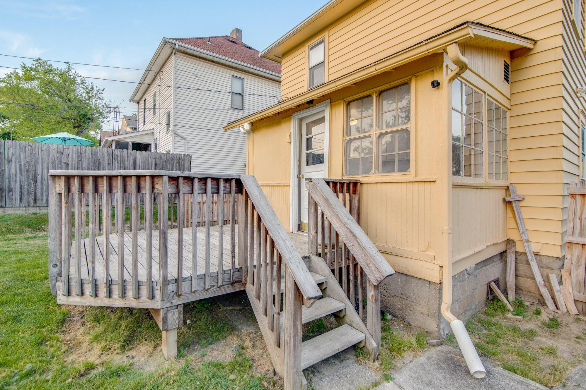 219 Rosehill Avenue