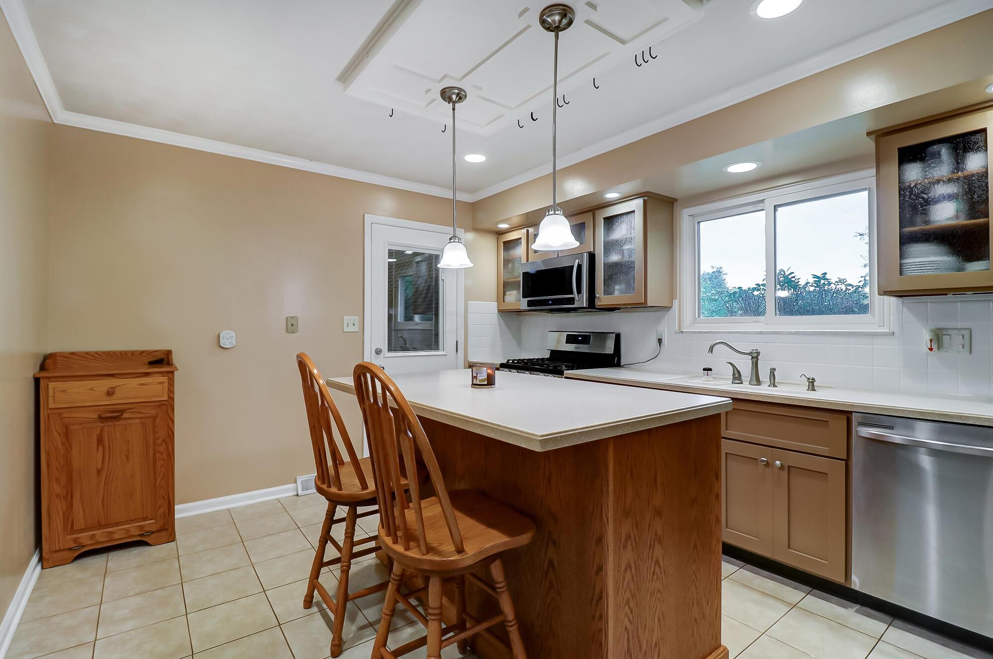 1761 Fir Court