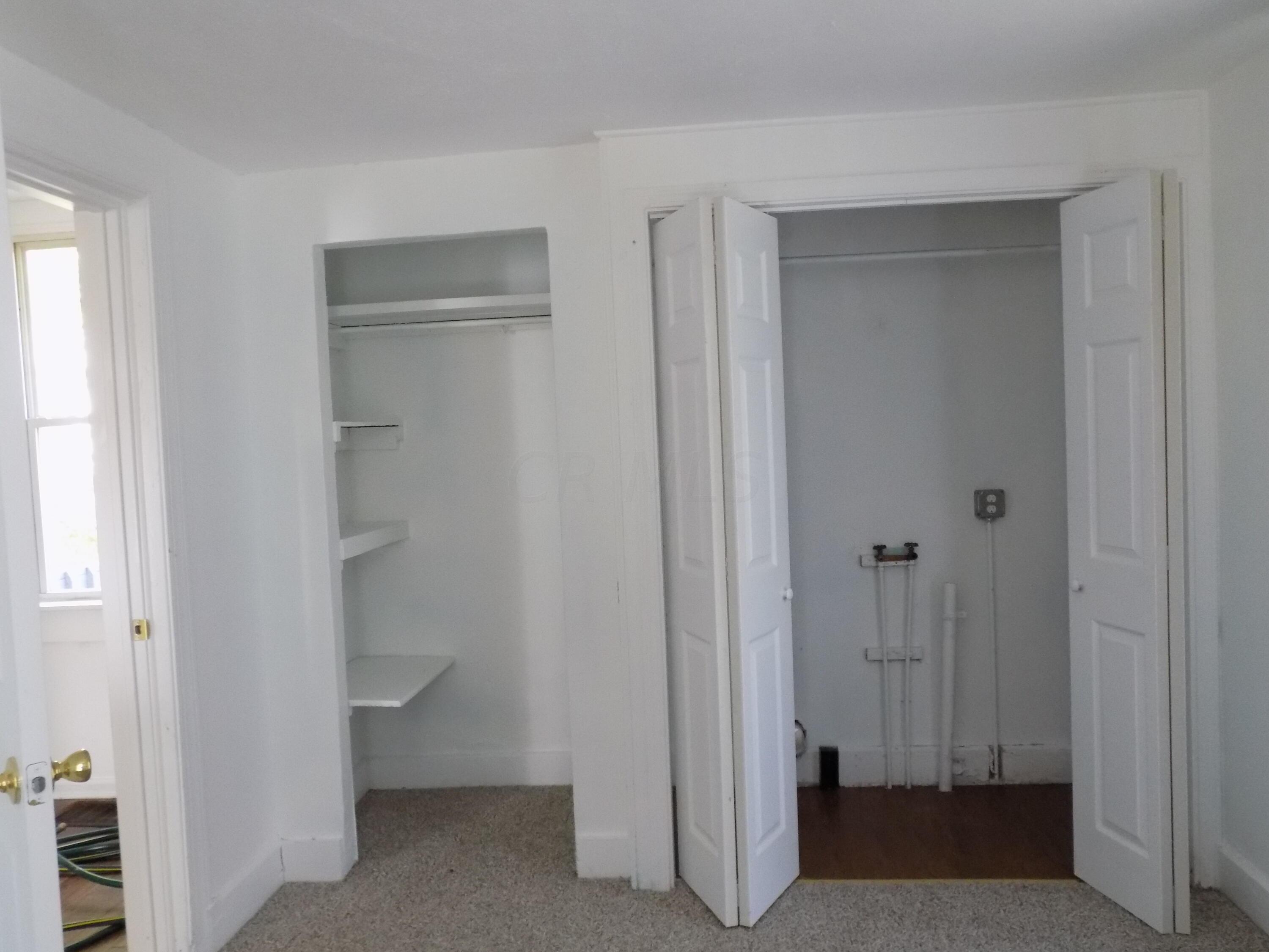 122 W Poplar Avenue